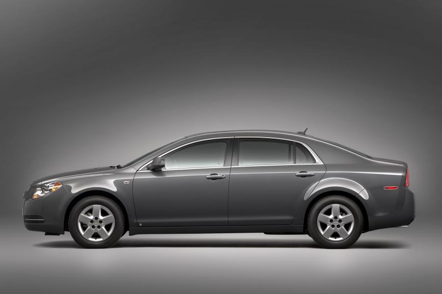  Chevrolet Malibu 2008 года  (фото 17 из 178)
